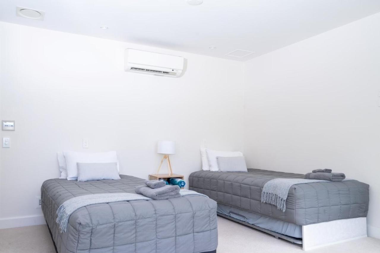 Eleven Apartment ตาอูรังกา ภายนอก รูปภาพ